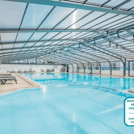 Domaine Calme Avec Piscine - Pour 6